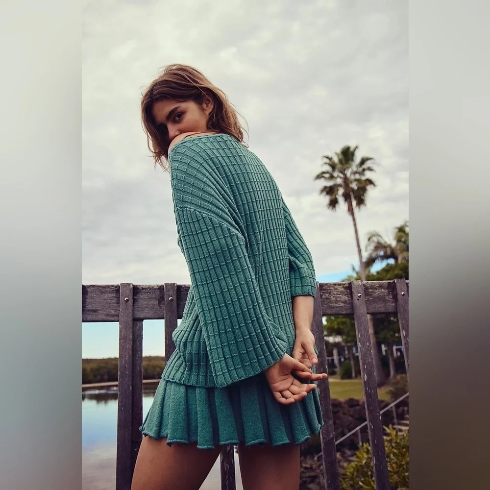 FP lookalike sweater & skirt set​​​ - Picture 2 of 4